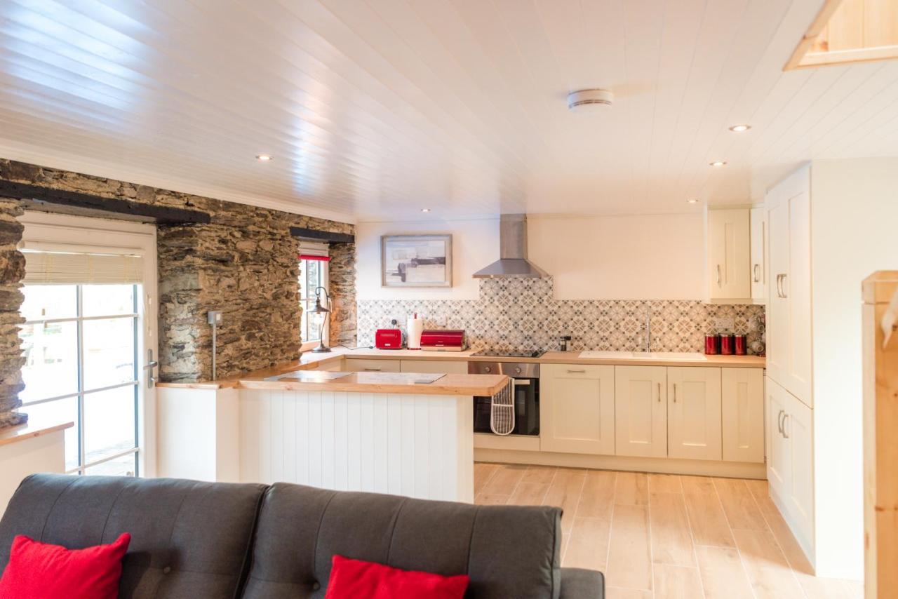 Ardnavaha House - Poolside Cottages Clonakilty Extérieur photo