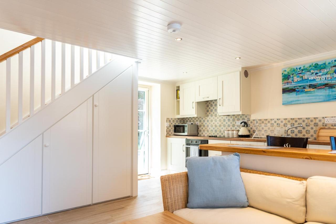 Ardnavaha House - Poolside Cottages Clonakilty Extérieur photo