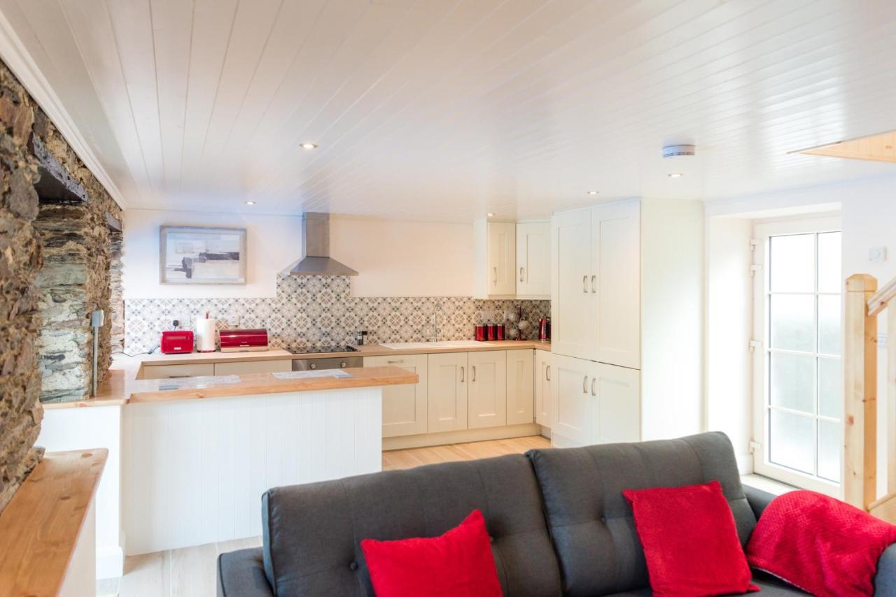 Ardnavaha House - Poolside Cottages Clonakilty Extérieur photo