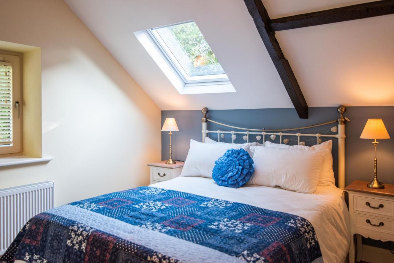 Ardnavaha House - Poolside Cottages Clonakilty Extérieur photo