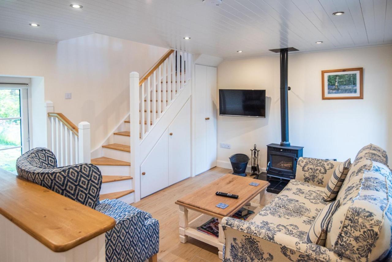 Ardnavaha House - Poolside Cottages Clonakilty Extérieur photo