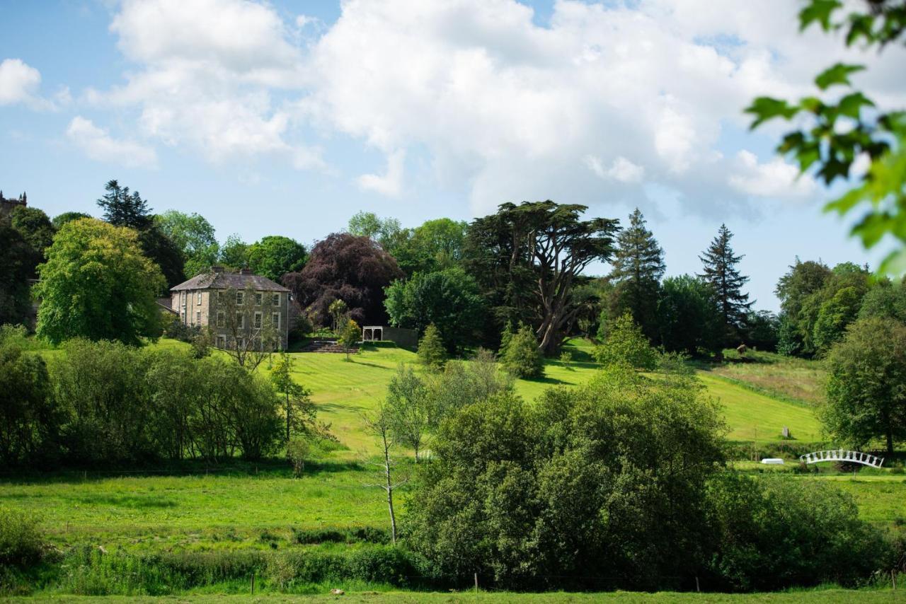 Ardnavaha House - Poolside Cottages Clonakilty Extérieur photo