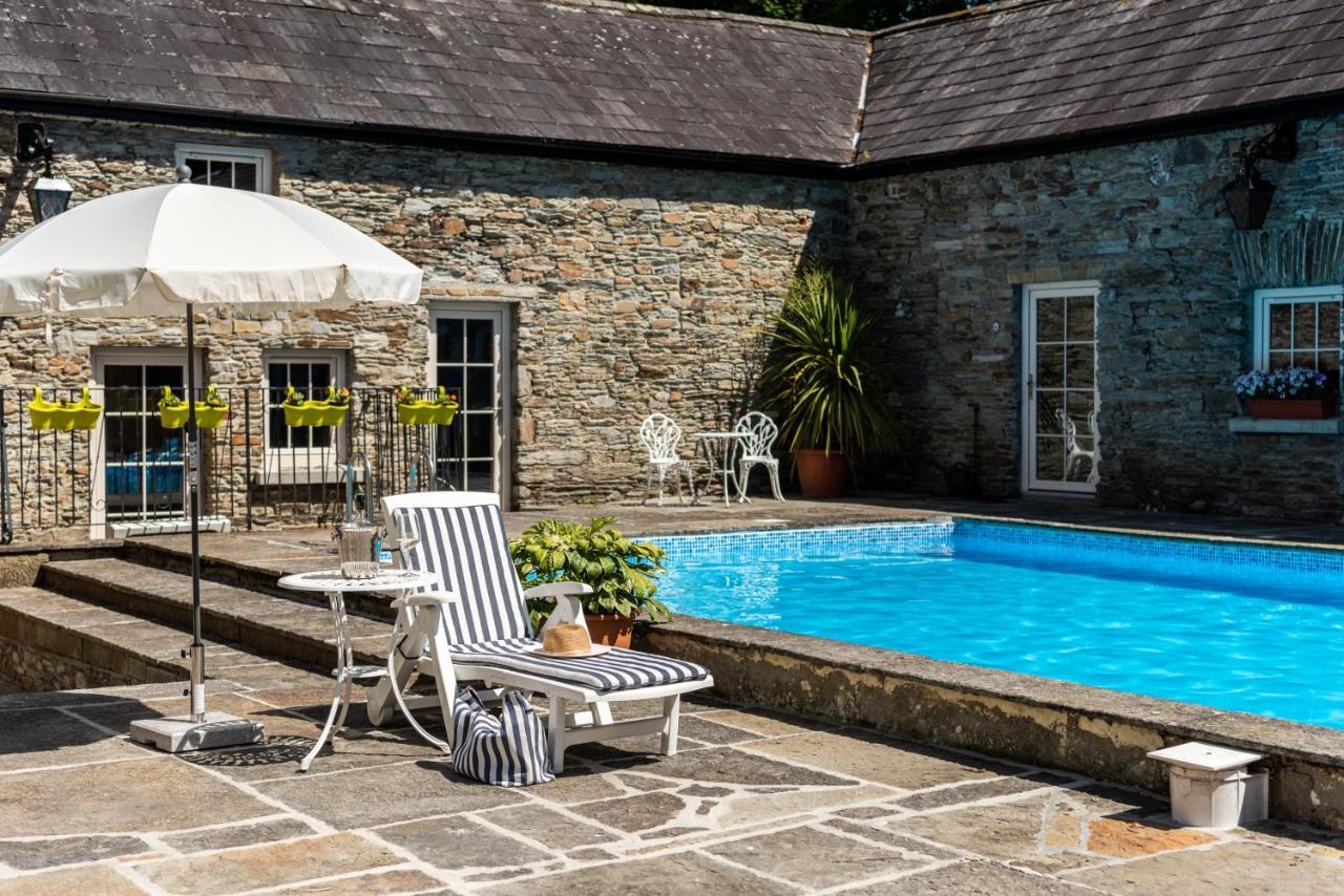 Ardnavaha House - Poolside Cottages Clonakilty Extérieur photo